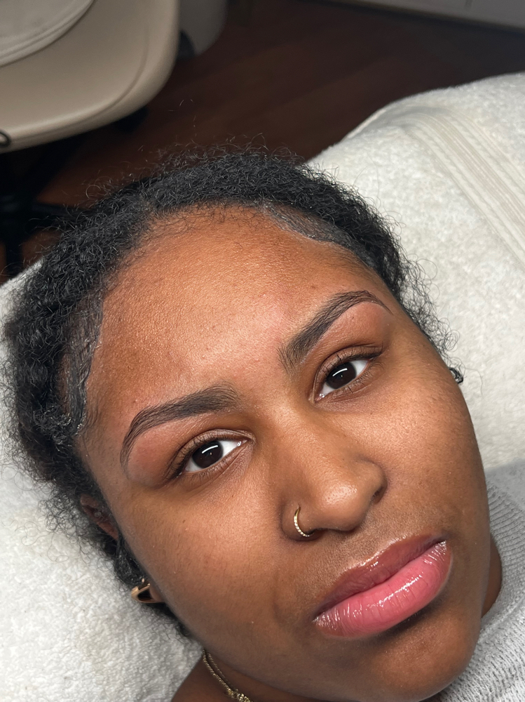 Brow Wax at Ashlashbeauty in Akron, PA