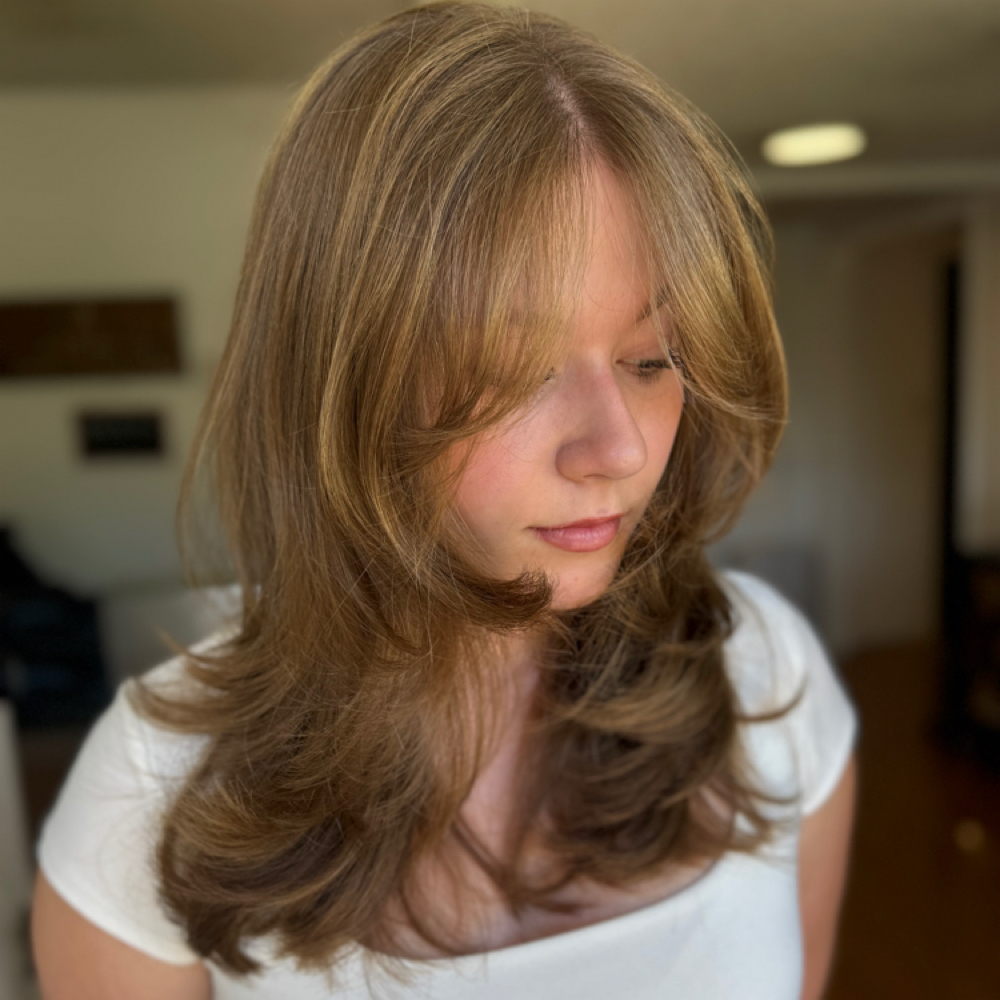 Haircut and Style at Tenth Street Hair Lounge in Riverside, CA