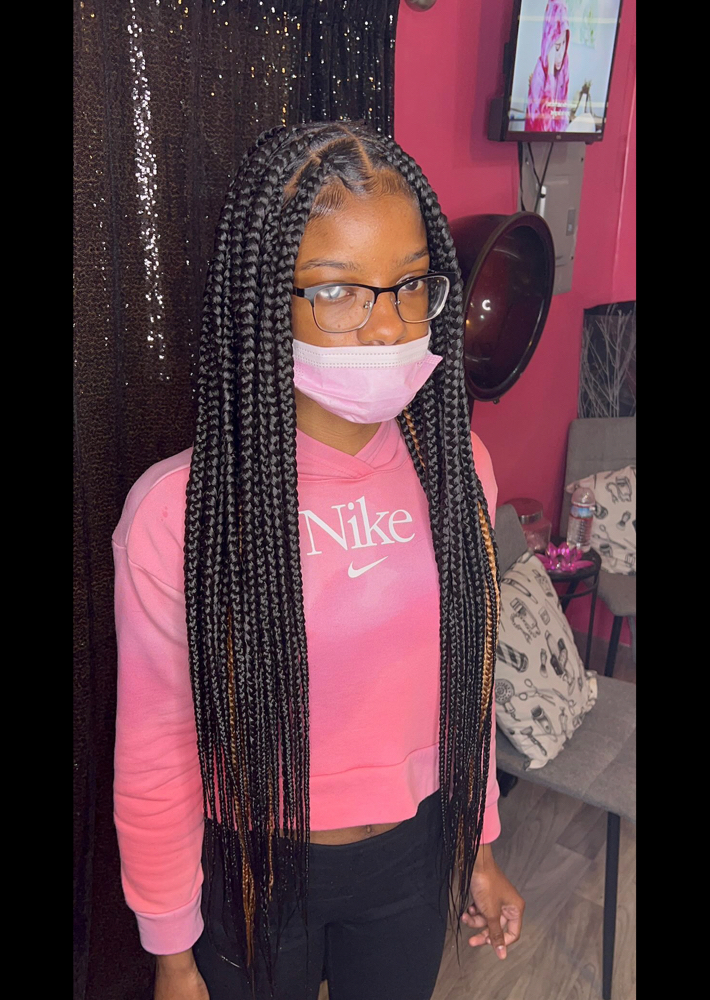 Medium Knotless Braidz