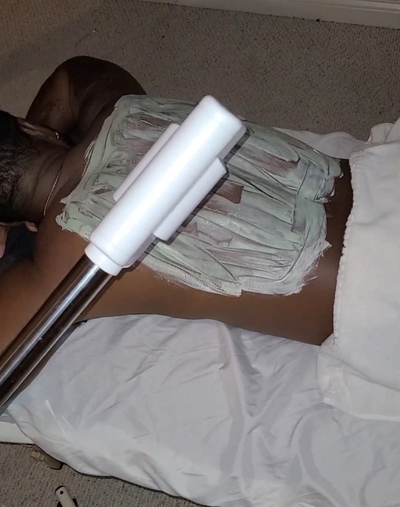 GOLD LUX BACK FACIAL