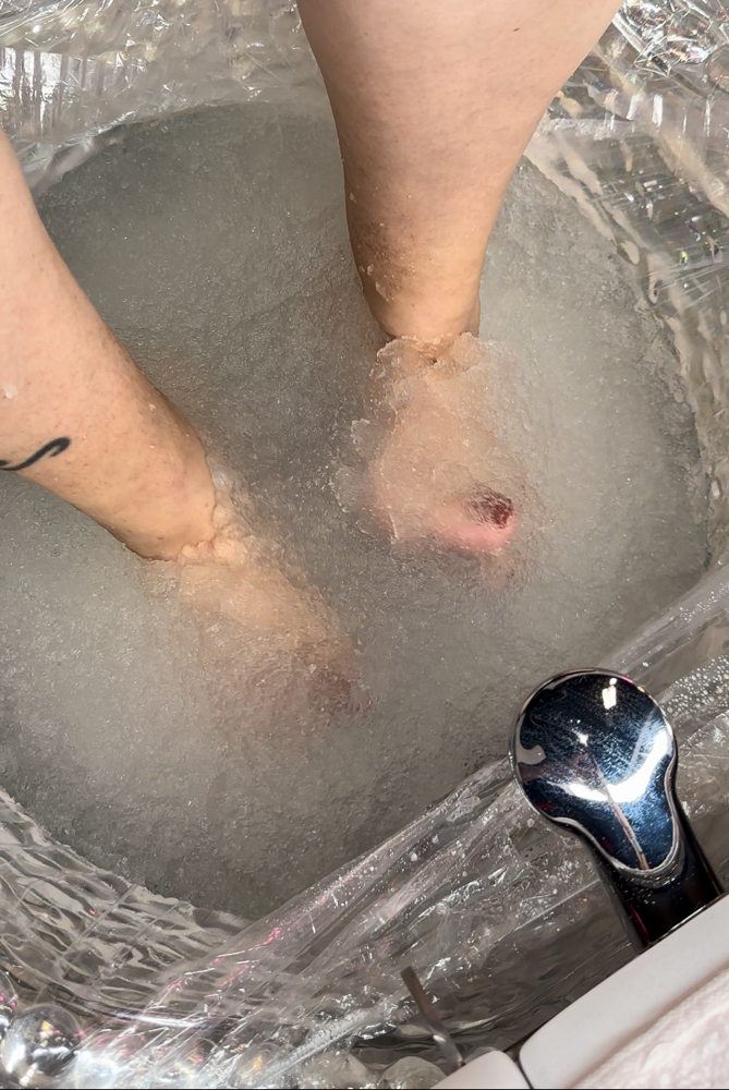 DELUXE GEL PEDI