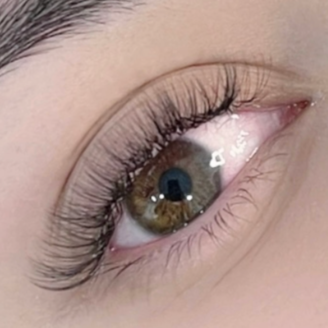 Hybrid Full Set at Lashmor Studio in Anaheim, CA