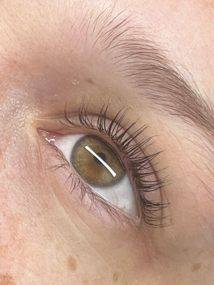 Eyelash Henna Tint