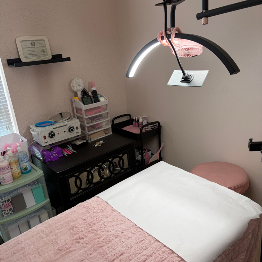 Deep Cleansing Facial at Flora Salon + Studio in Richwood, TX