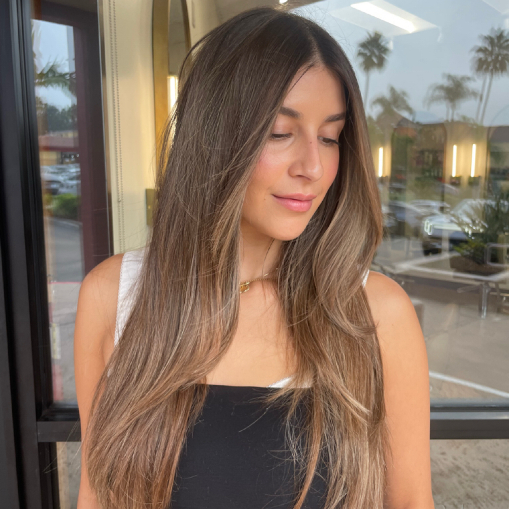Toner/gloss W Blowdry at Julianna De Maria in Encinitas, CA