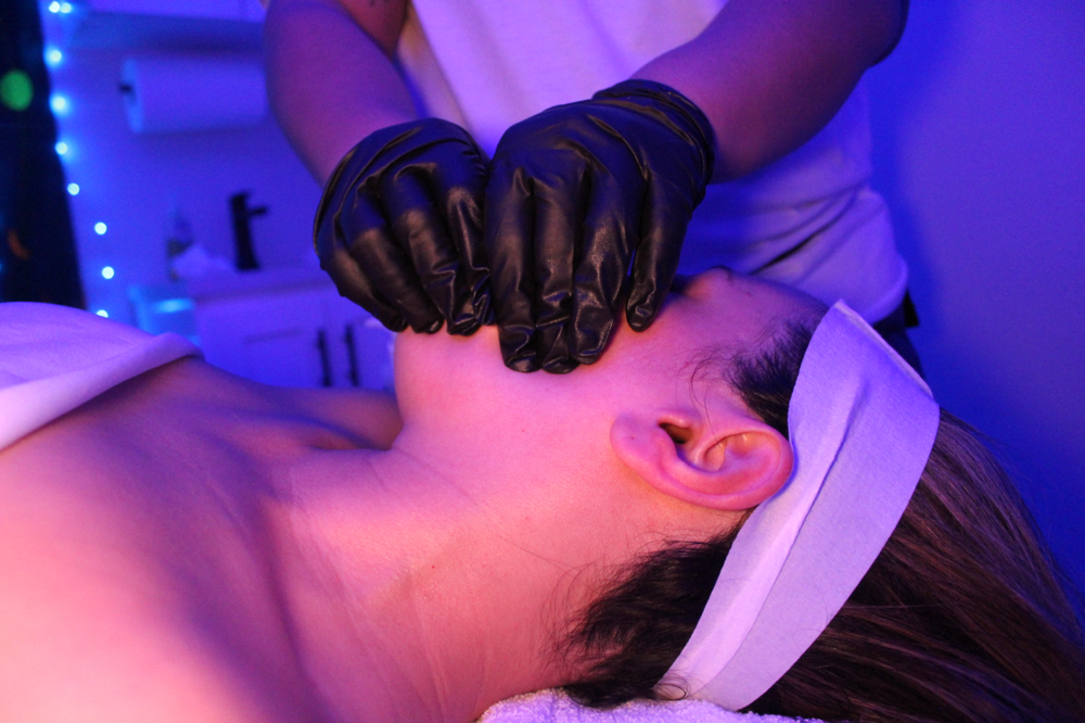 Face Contour Massage w/ Buccal at Top Knot Massage & Beauty in Midland, TX