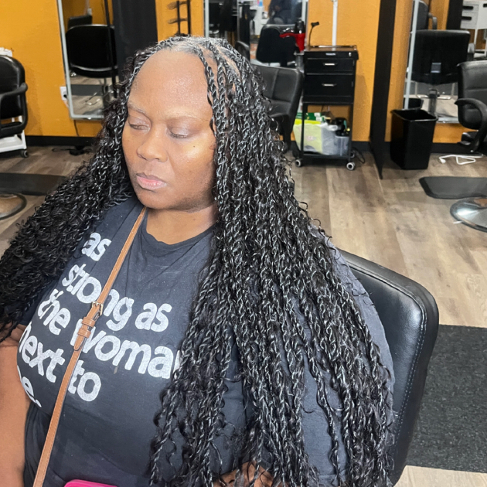 Island Twists at Loccd by Tee in Arlington, TX