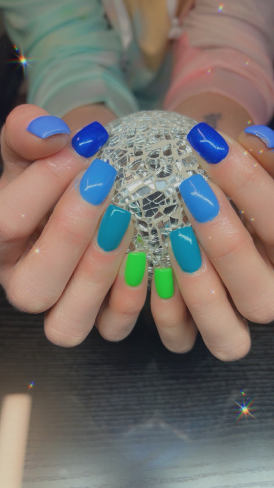 🔥 “I’m A Hot Mess” at Nails By Stefanie in Newport, WA