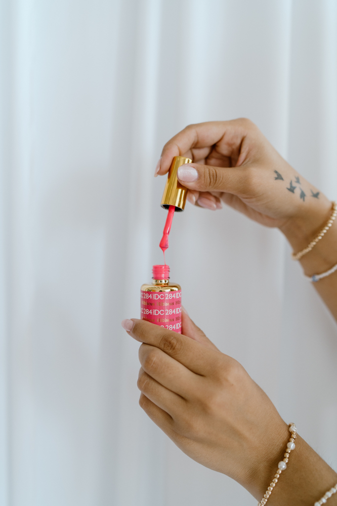 manicure/clean-up with polish