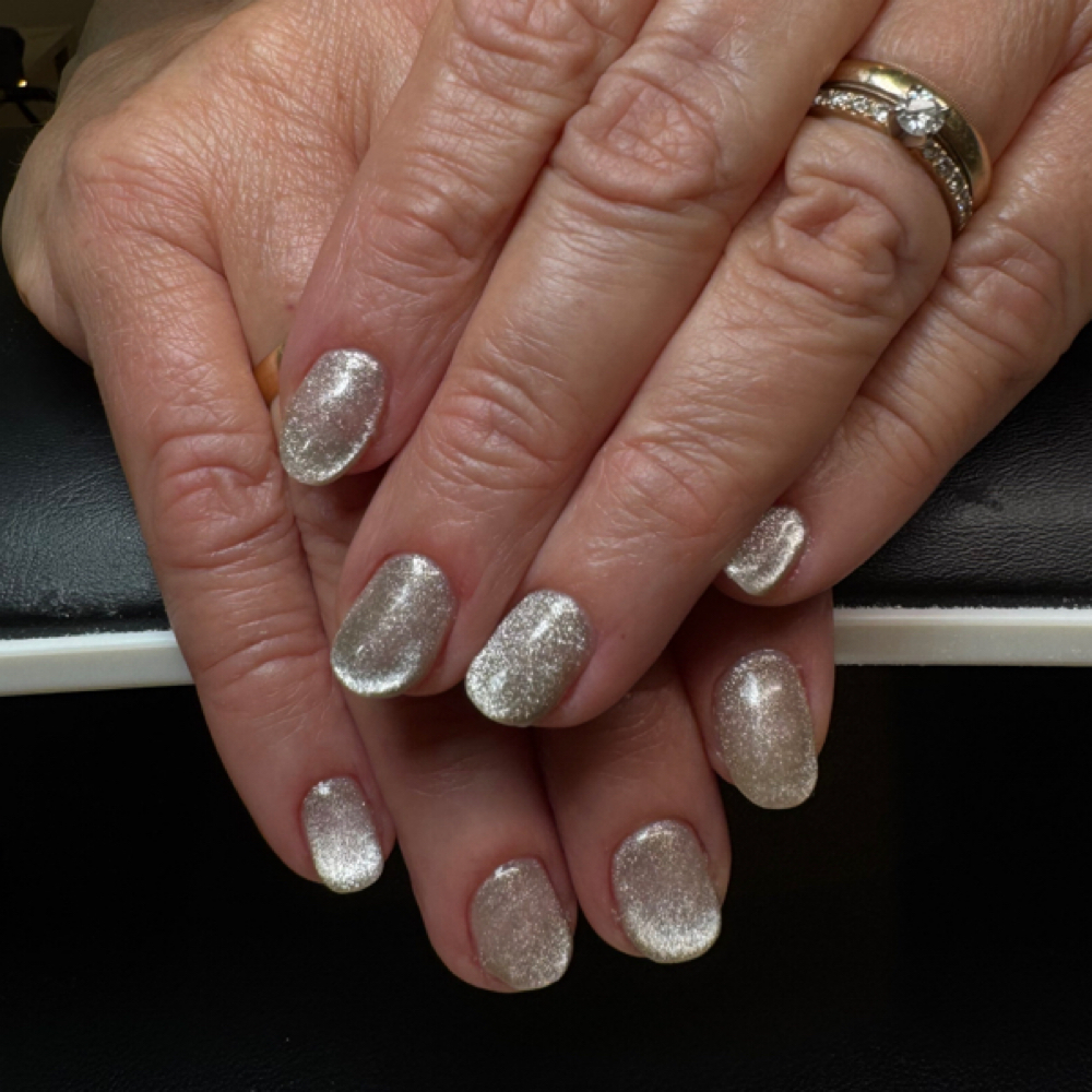 Signature Gel Manicure at Jacynda’s Beauty Haven in Rockford, IL