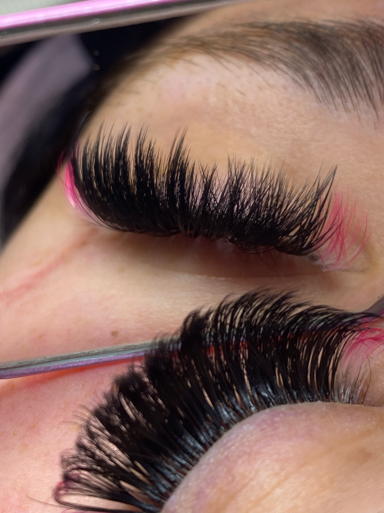 COLORED LASHES