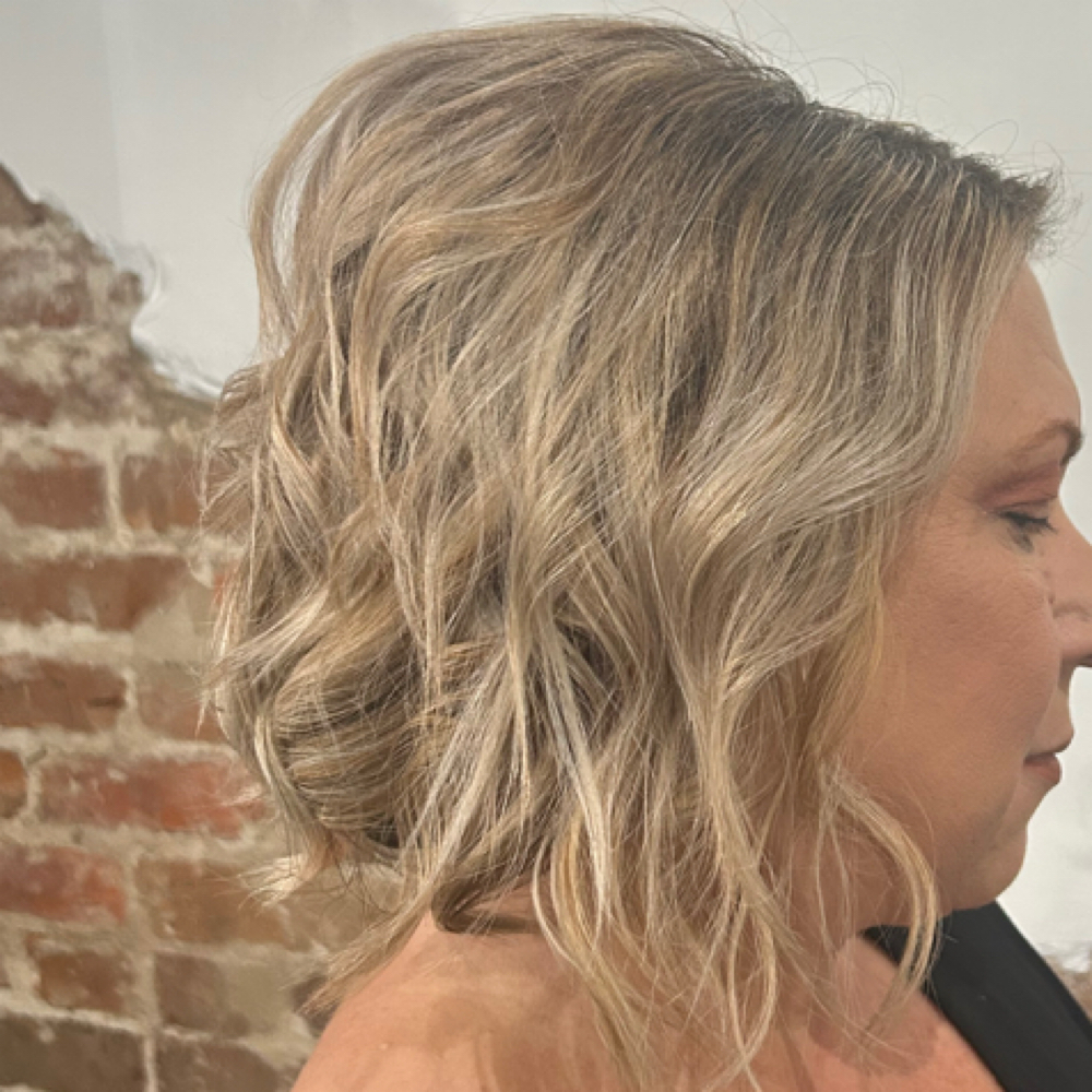 Curling / Thermal Style at Jessica Smith in Laurel, MS
