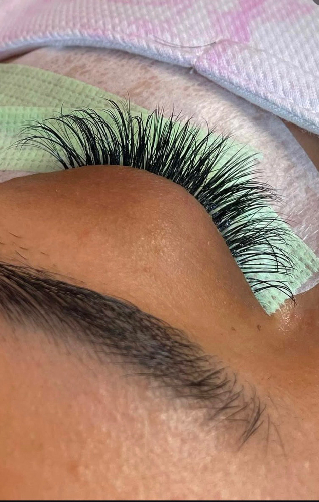 Classic Eyelash Extension Set