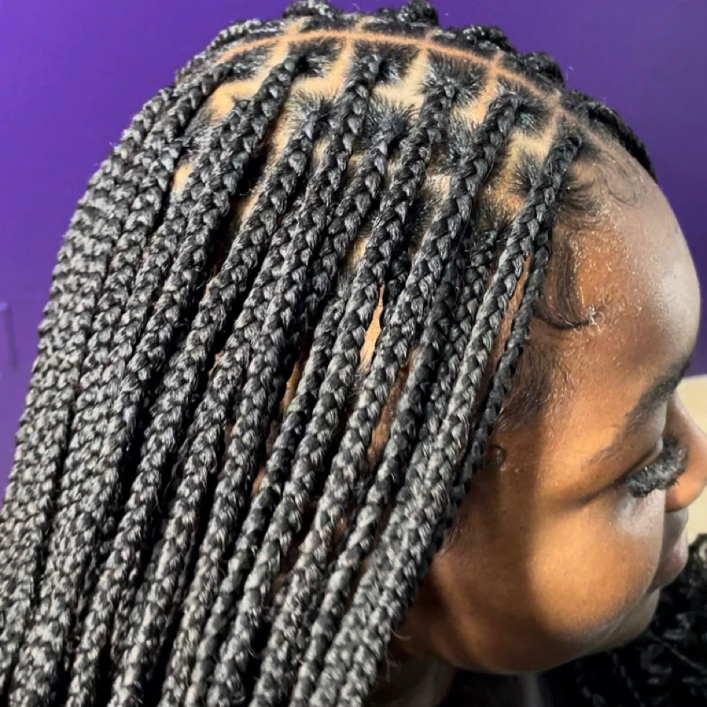 Knotless Braids at CeeLuxurious in Dallas, TX