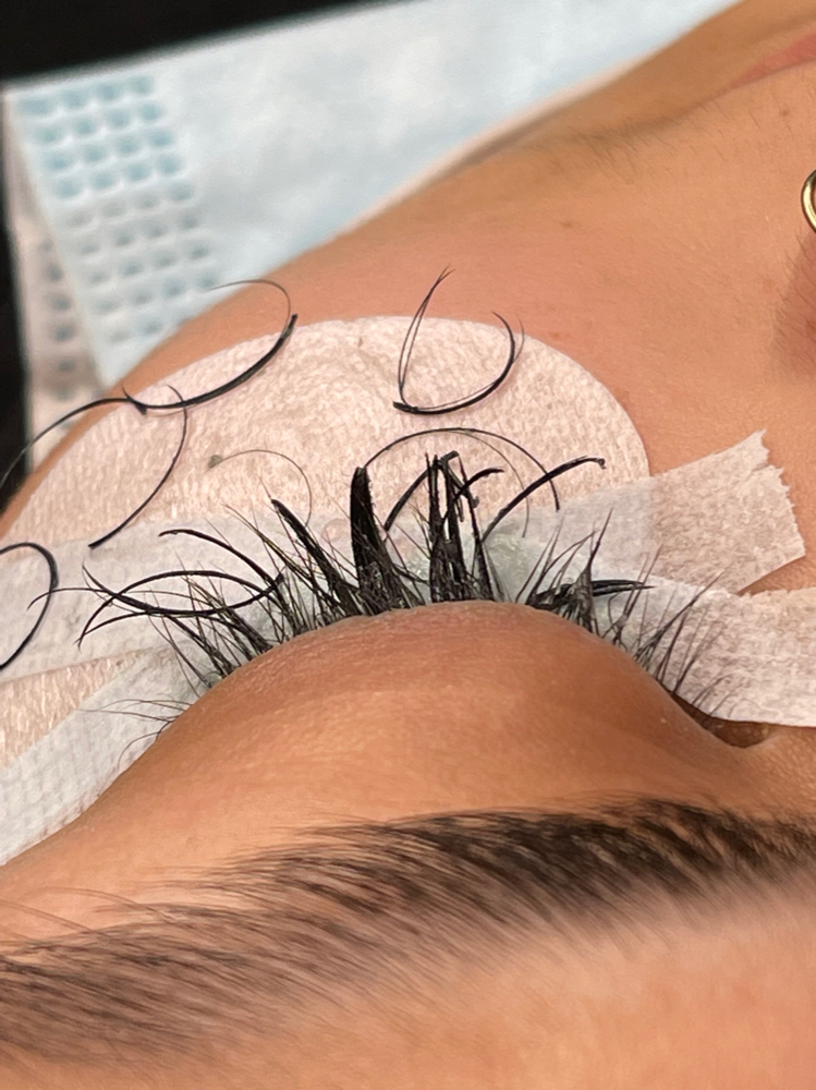 Lash Removal