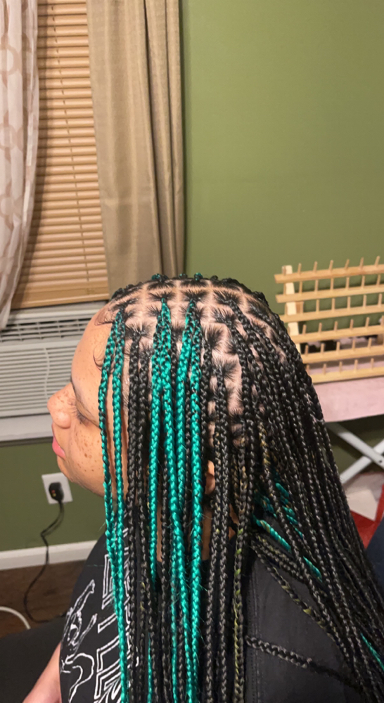Knotless
