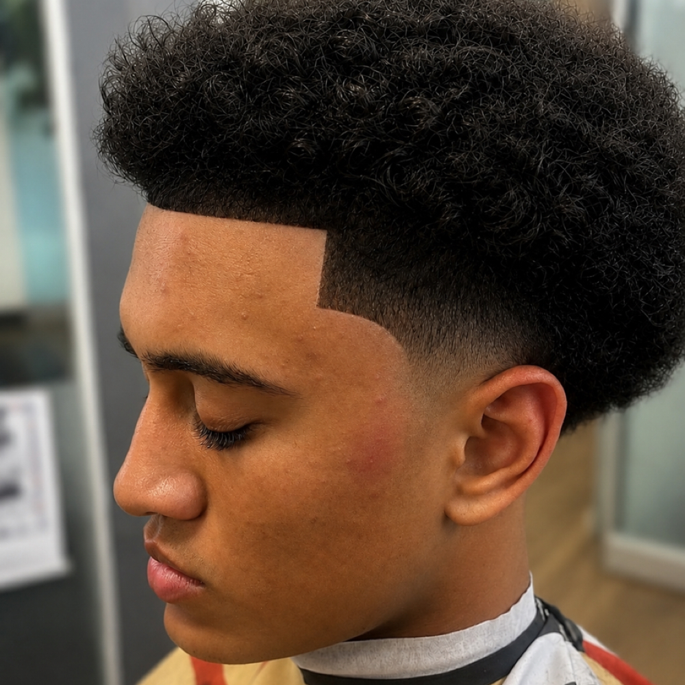 Shape Up w\ Gabriel at The Local Comb Manayunk in Philadelphia, PA