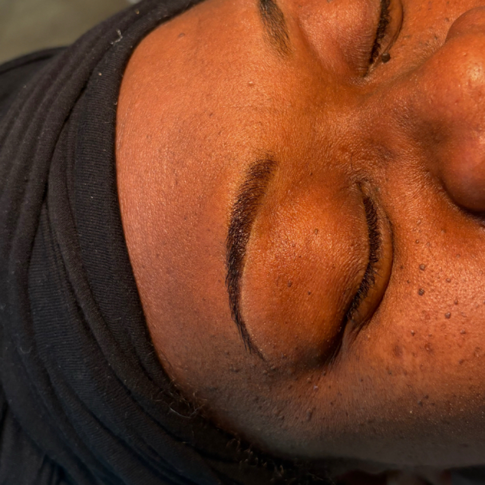 Signature Brow at BARE AND SMOOTH ESTHETICS LLC in Lombard, IL