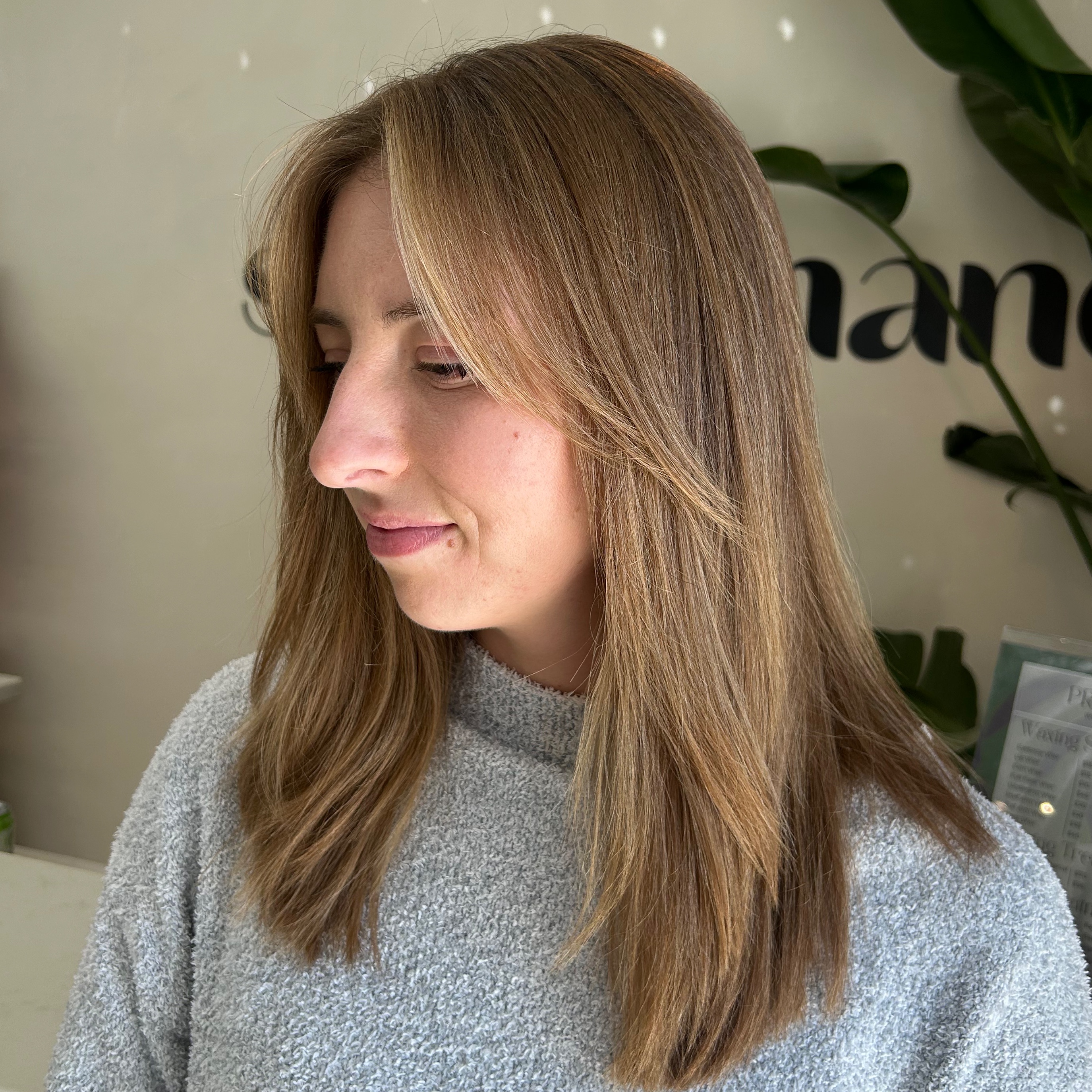 Bang Trim at hairstylist han in Fort Wayne, IN