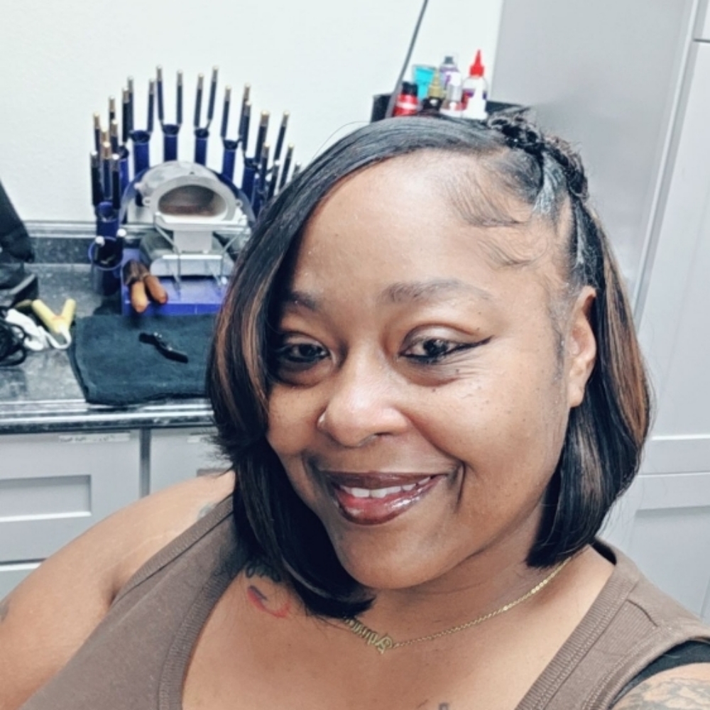 Quickweaves and 27pc at Styles By Carrera in Las Vegas, NV