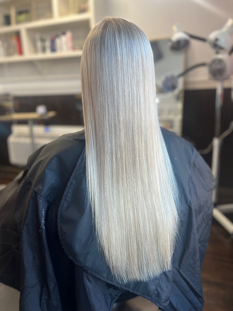 Full Highlight at Hue Beauty Lounge in Prestonsburg, KY