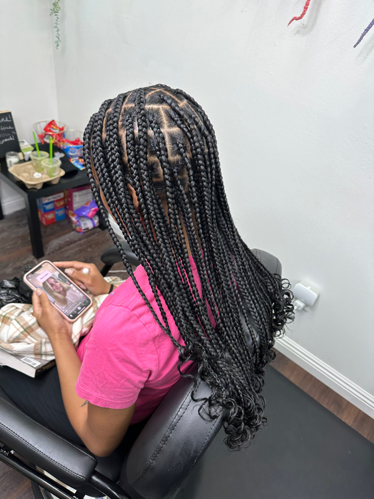 Knotless Braids - Medium