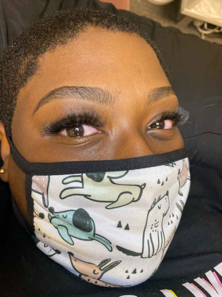 Cluster Eyelash Extensions