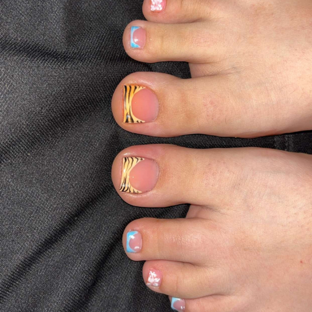 polygel toes at Le Chic Beauty LLC in Boise, ID