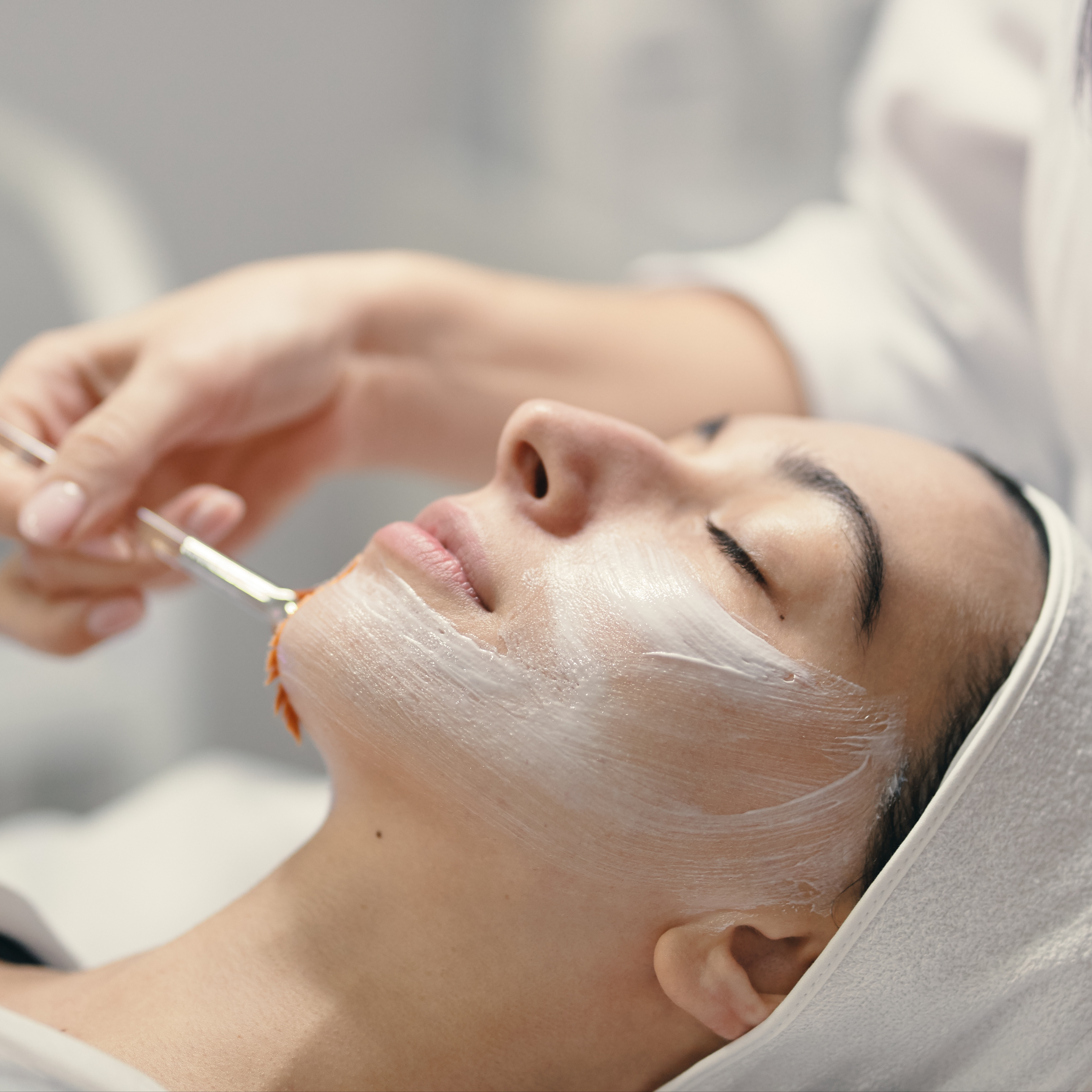 Eir Custom Express Facial -30min