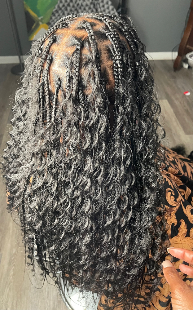 Boho Knotless W/ Curls( Synthetic)