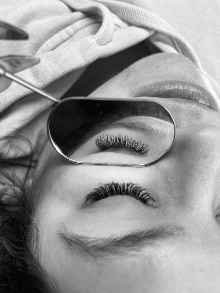 Lash Removal