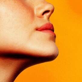 Jawline