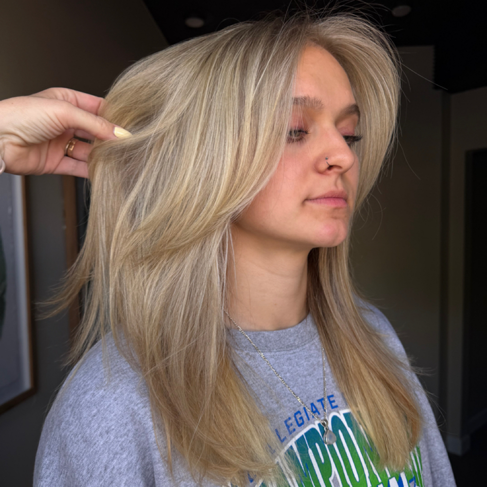 Global Toner at Mane Hive + Co in Parma, OH