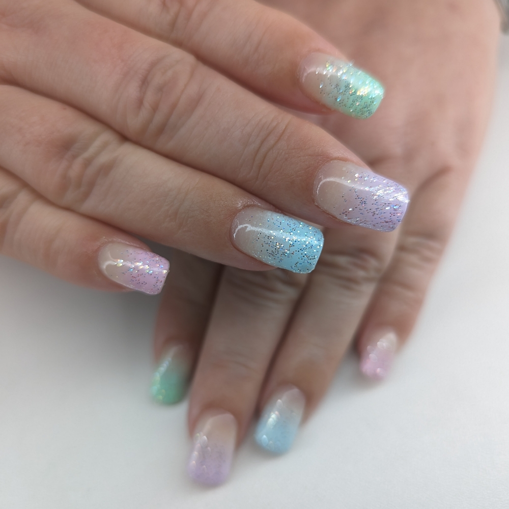 Ombre/Faded Nails