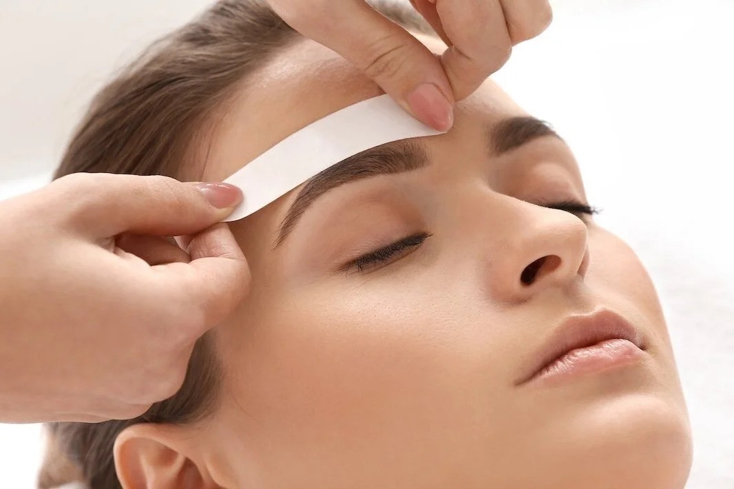 EyeBrow Waxing