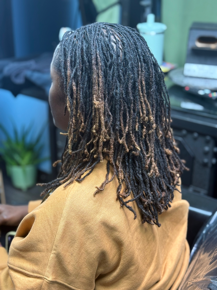 Microloc Retwist Shoulder Length