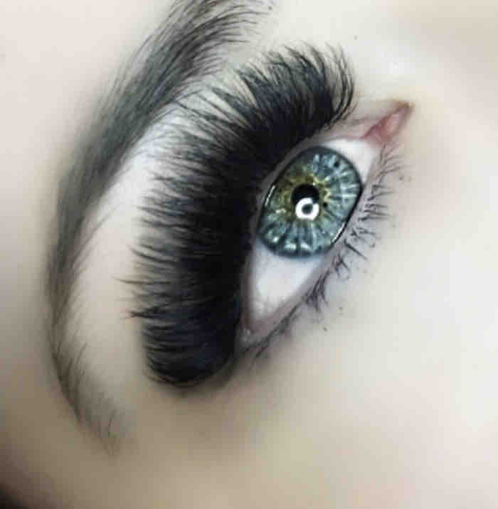 Mega Volume Lash Fill 60 Min