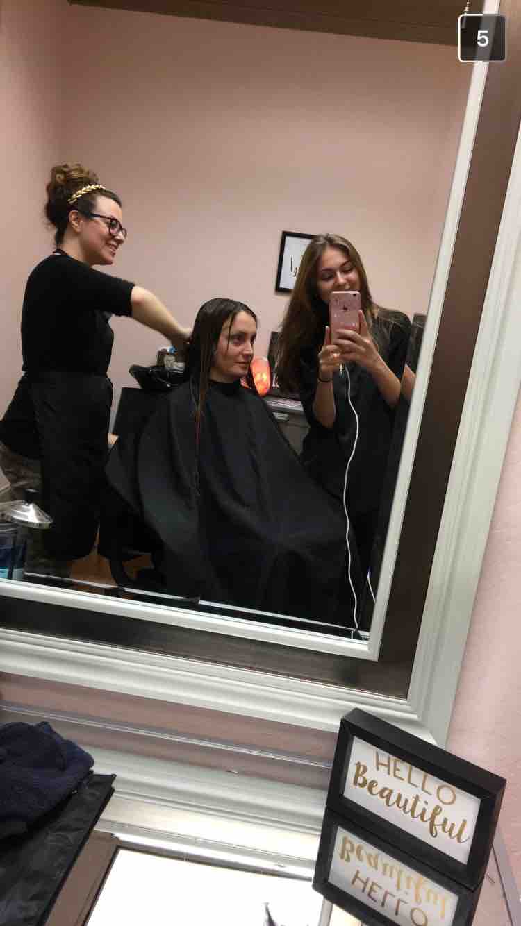 HAIRCUT WITHOUT BLOWOUT*