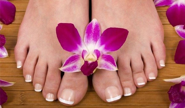 Feet/Reg. French Polish Change
