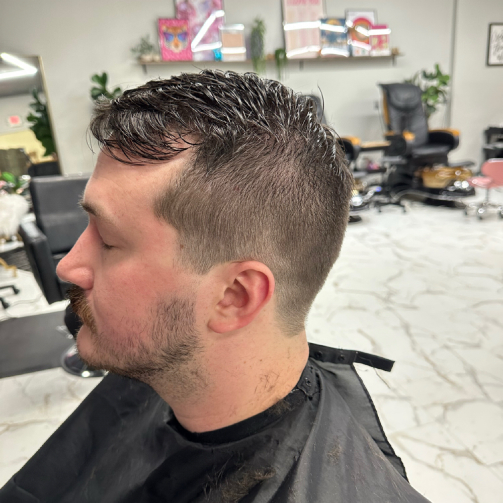 Mens Haircut at ReVibe- A Beauty District in New Philadelphia, OH