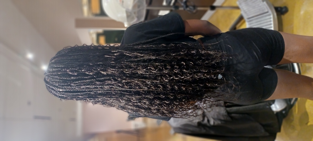 Goddess Box Braid (Medium)