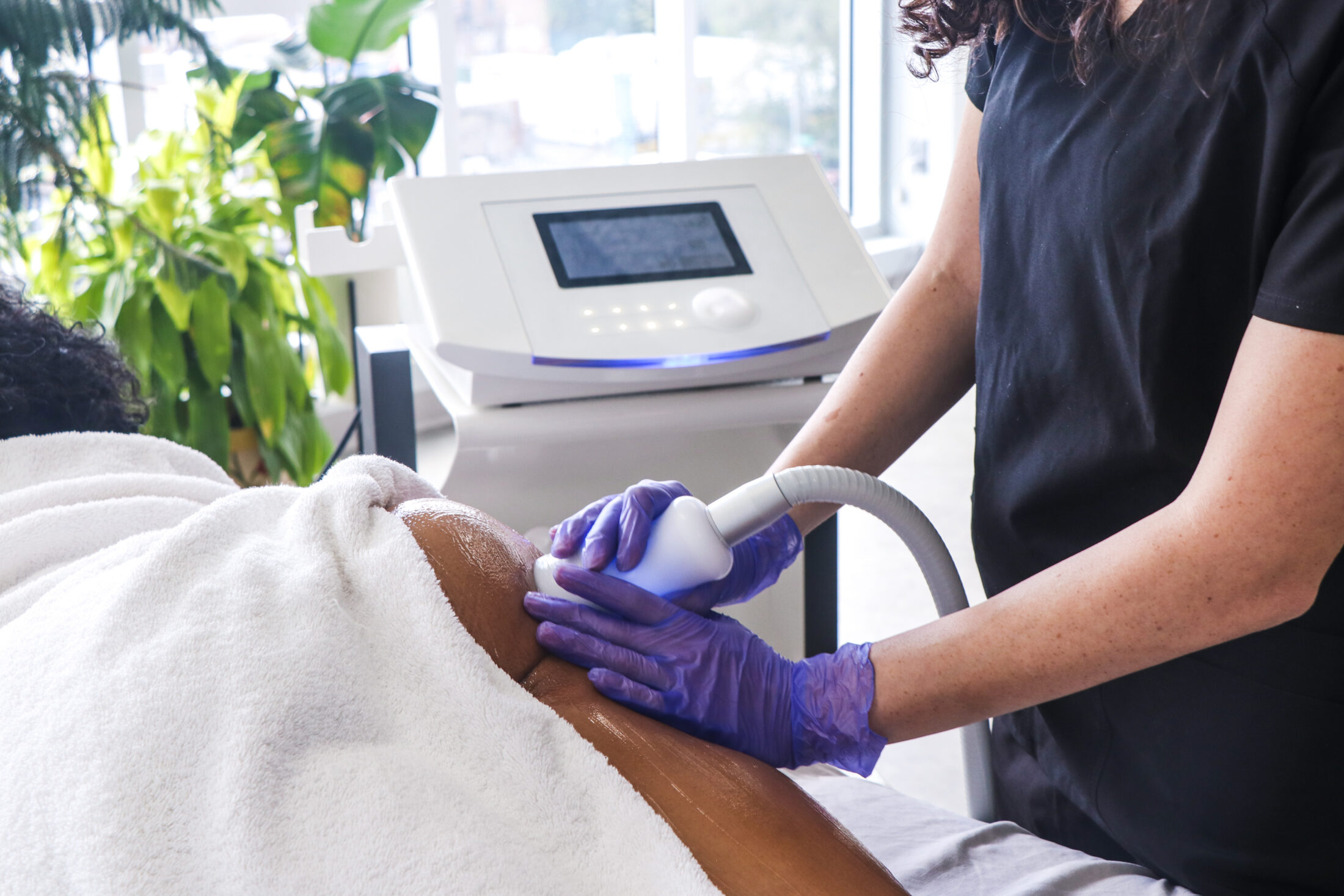 Neveskin/Cryoskin Toning