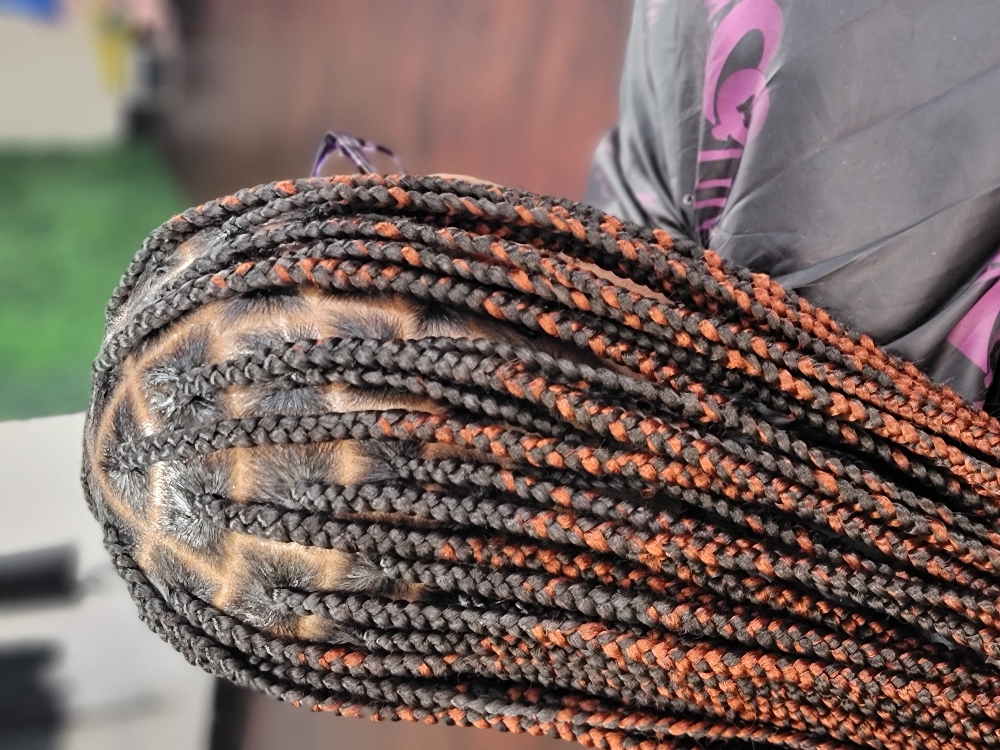 Medium Knotless