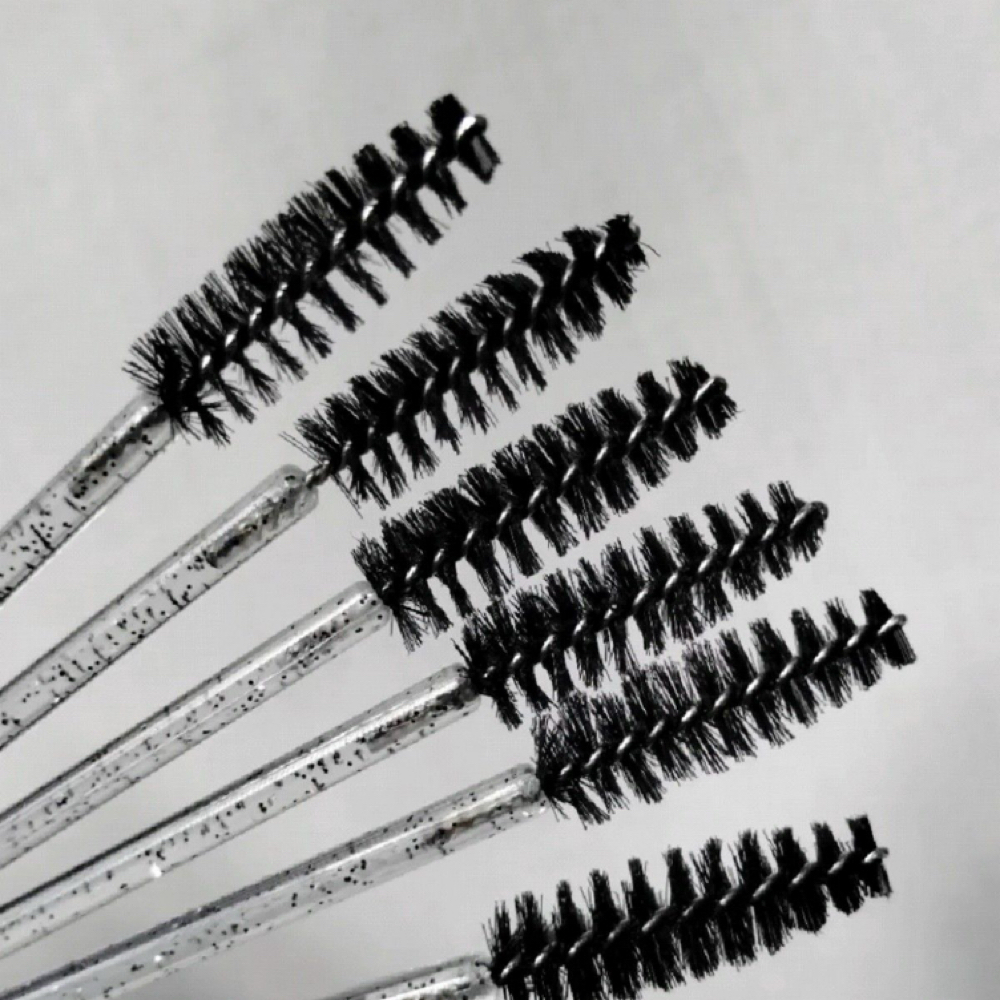 Classics Lashes at Frayed Knot Salon in Ulysses, KS