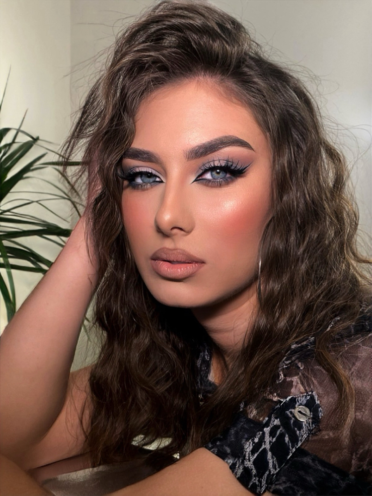 Makeup+hair Client Location
