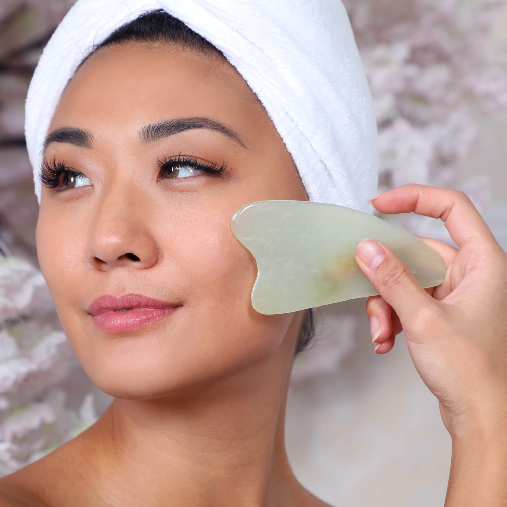 GUA SHA FACIAL