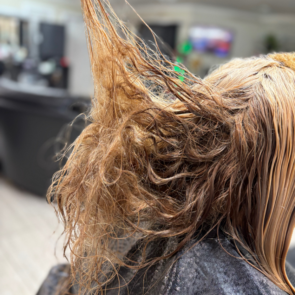 Hair Detangling Treatment at MADD_Style Beauty Bar in Royse City, TX