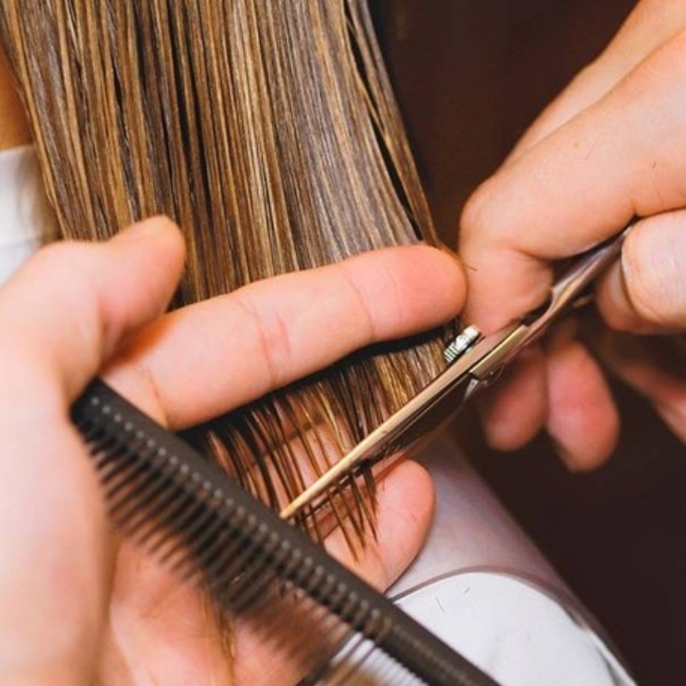 Maintenance Haircut at Yara Hair Studio in Webster, TX
