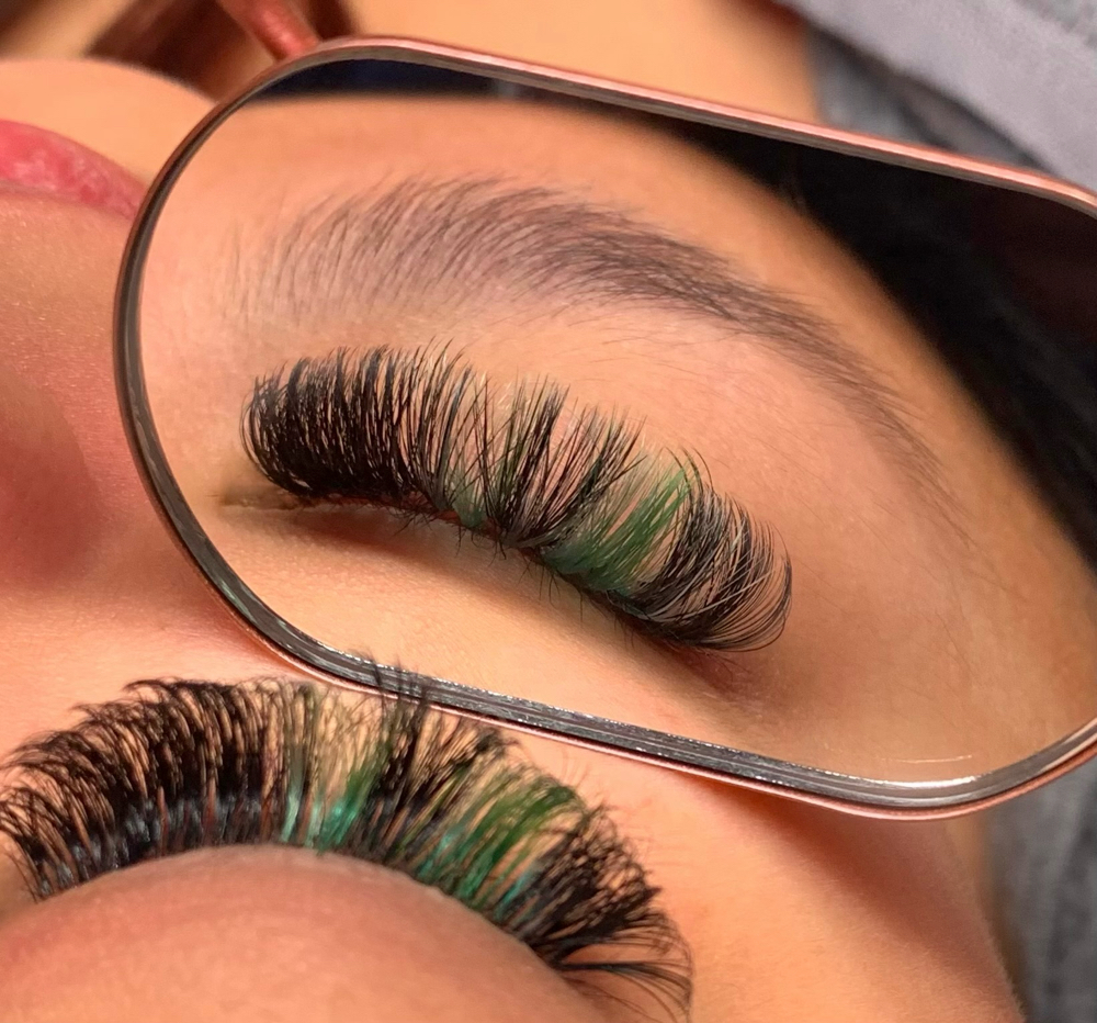 Add Colored Lashes