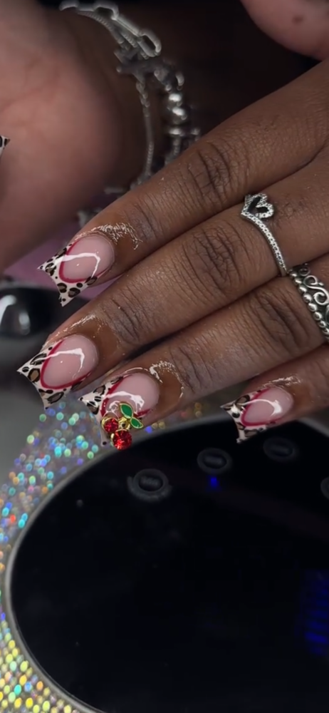 Duck Nails
